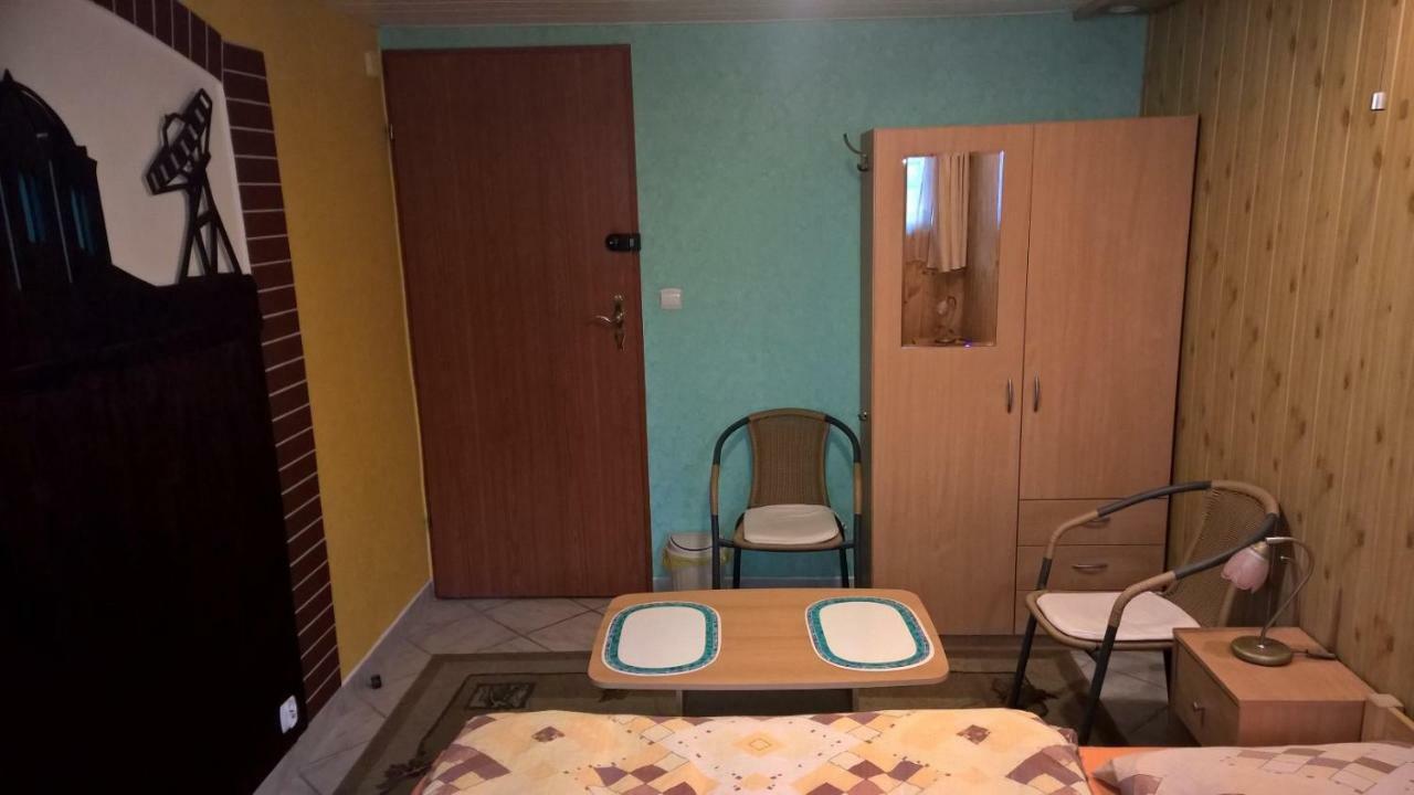 Apartament Na Wrzosach Torun Luaran gambar